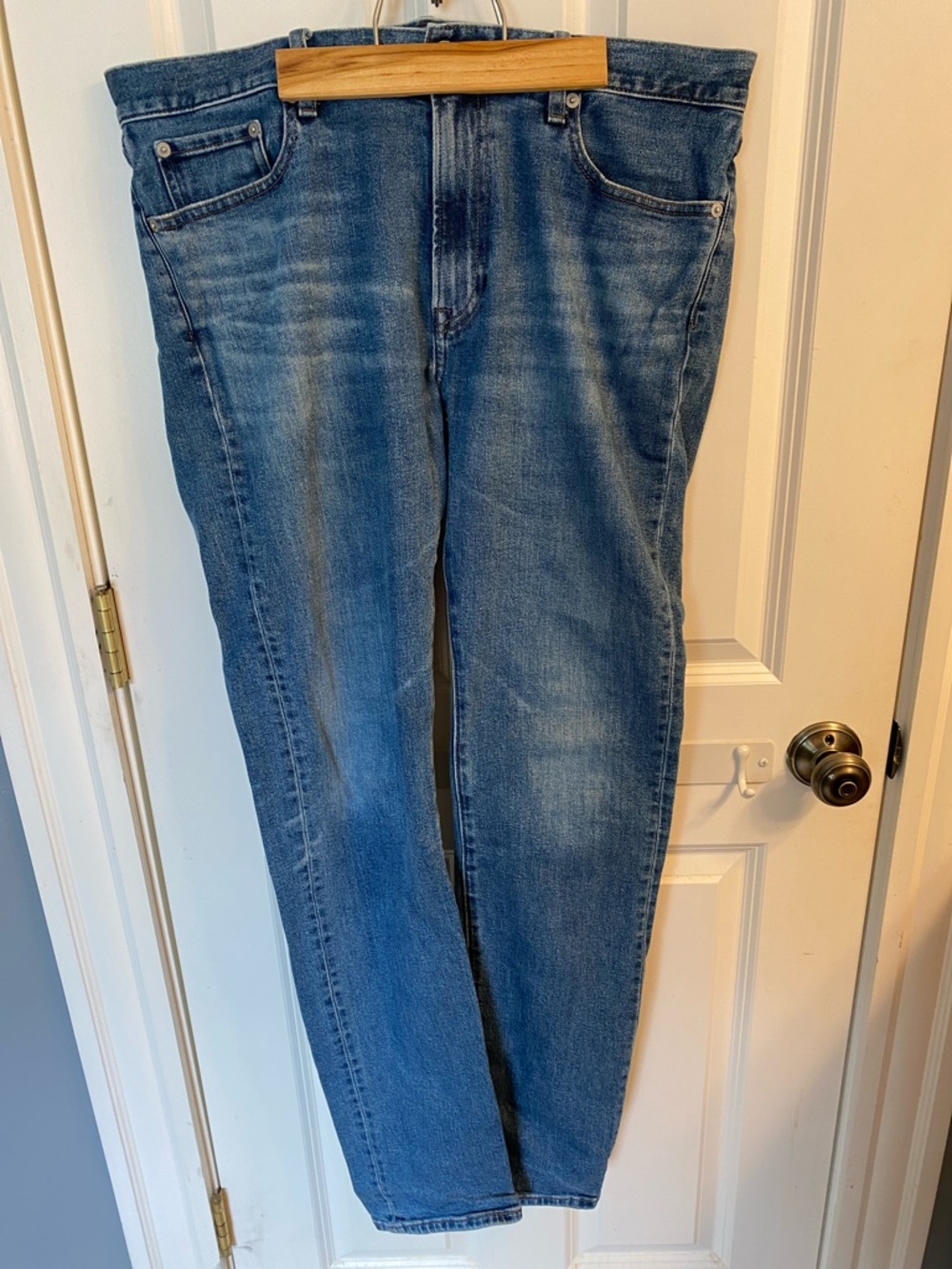 Uniqlo Men's Light Blue Straight Jeans size 34 x 34